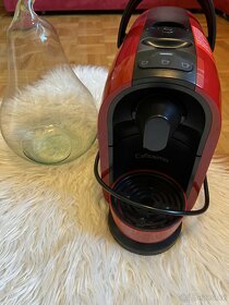 Kávovar Cafissimo PURE RED použitý max. 5krát - 2