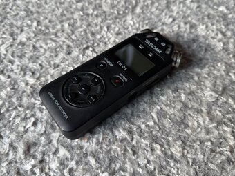 Rekordér Tascam DR-05 - 2