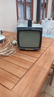 Televize mini 40.let stara - 2