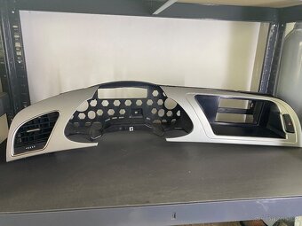 Výdechy topení + panel Audi A4 B8 - 2