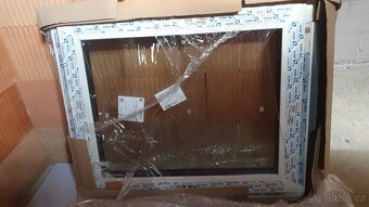 Plastové okno 95 x 80 cm - 2