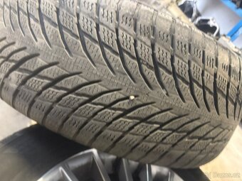 Mercedes V Alu zimní pneu R17 - 2