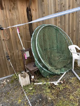 Příkrmiště pro koně - ZVON, plastové, průměr 163 cm, 4 místa - 2