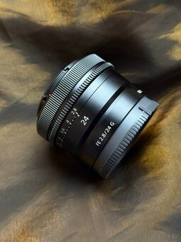 Sony FE 24mm f/2.8 G - 2