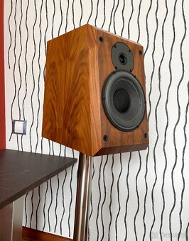 Prodám 2 ks repro XAVIAN XN 185 ořech - 2