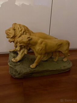 IMPERIAL AMPHORA AUSTRIA - Sousoší lva a lvice - 2