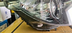 BMW 5 E60 E61 xenon DYNAMIC - 2