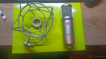 Studiový kondenzátorový mikrofon SE Electronics sE2200 - 2