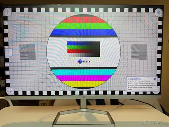 Monitor HP M24fw (24") – jako nový - 2