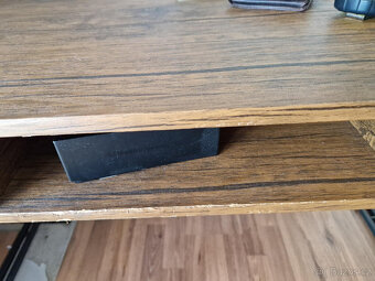 Pracovní stůl 121x70cm - 2