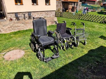 Invalidní vozík - 2