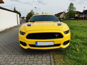Ford Mustang V8 GT/CS + Roush - 2