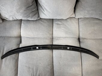OEM BMW ABS plastový spoiler pro M3 G80/M4 G82. - 2