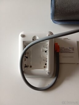 LIVSANE YE650A - 2