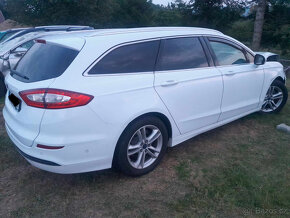 Ford Mondeo MK5 - 2