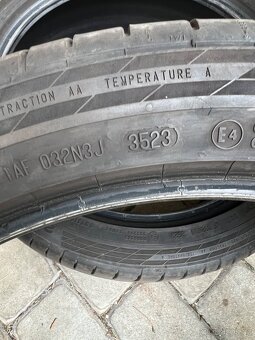 255/40 R20 Continental - 2