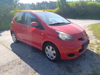 Aygo 2009 1.0i klima 178tkm 5.dveř - 2