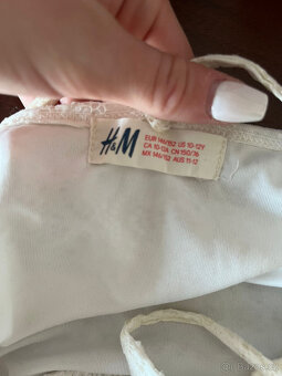 Krajkové šaty na ramínka H&M - 2