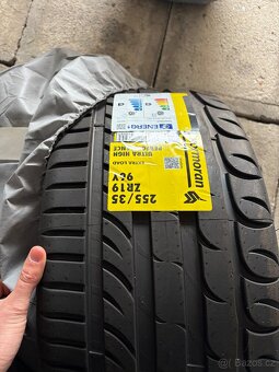 KORMORAN 255/35 R 19 ULTRA HIGH PERFORMANCE 96Y XL FR - 2
