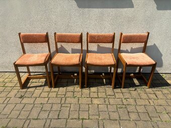 4 HNĚDÉ POLSTROVANÉ ŽIDLE - 2