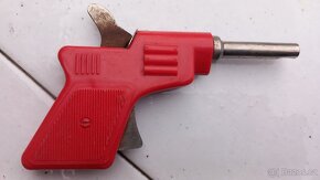 Pistolka na kapslíky - 2