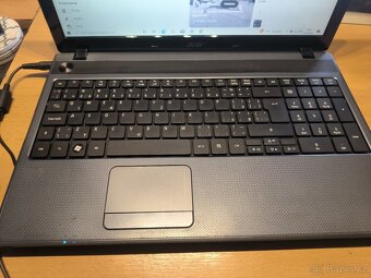 Acer Aspire 5733 - 2