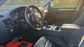 VW Touareg 3.0 V6 - 2