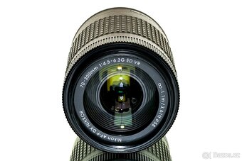 Nikon AF-P DX 70-300mm G VR + UV filtr TOP STAV - 2