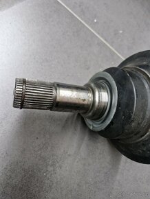 Mercedes-Benz W166, levá přední poloosa - 2