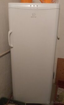 Mrazák Indesit - 2