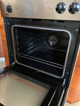 vestavná elektrická trouba Zanussi - 2