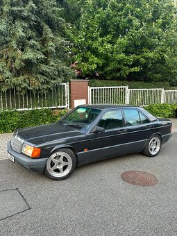 Mercedes w201 190e - 2