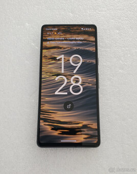 Google Pixel 7 (Android 16 + příslušenství) - 2