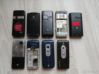 Sada mobilů značky Sony Ericsson - 2