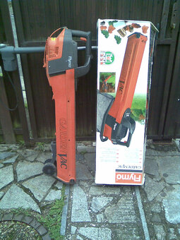 Silný vysavač/foukač listí ze zahrady - 2