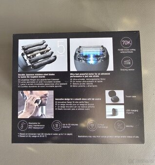 Panasonic 900 series - dobíjející cestovní holicí strojek - 2