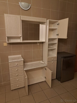 Set koupelnových skříní - 2