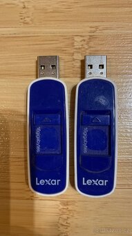 2x USB flash disk Lexar 16 GB s posuvným konektorem - 2