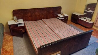 Stará retro ložnice - 2