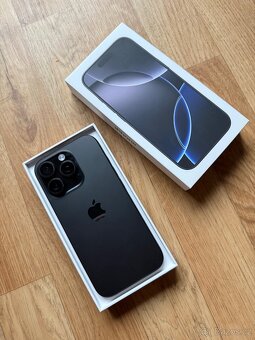 Apple iPhone 16 Pro 128GB černý titan - 2