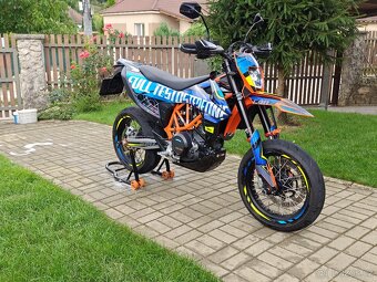 KTM 690 SMC R 2022 - 2