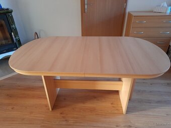 Jídelní stůl - 2