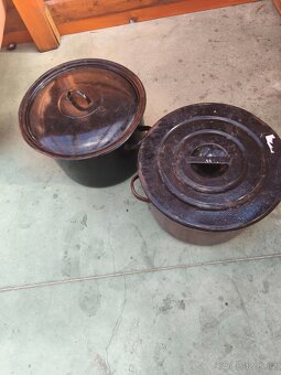 Smaltované hrnce velké - 2