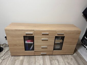 Obývací stěna a komoda - 2