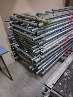 LEŠENÍ MJ UNI 70 - 2