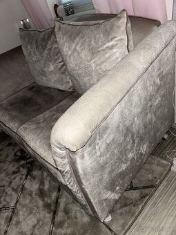 Luxusní rozkládací gauč - 2