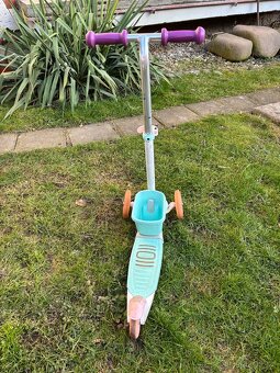 Dětská tříkolová koloběžka - 2