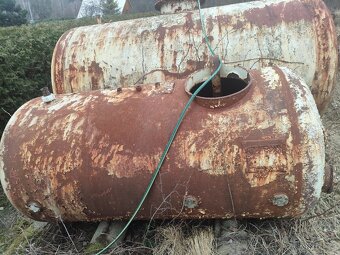 Kovové nádrže na Vodu - 2