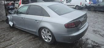 bouraná Audi A4 B8 - 2