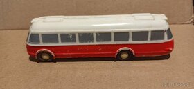 Staré hračky směr autobus - 2